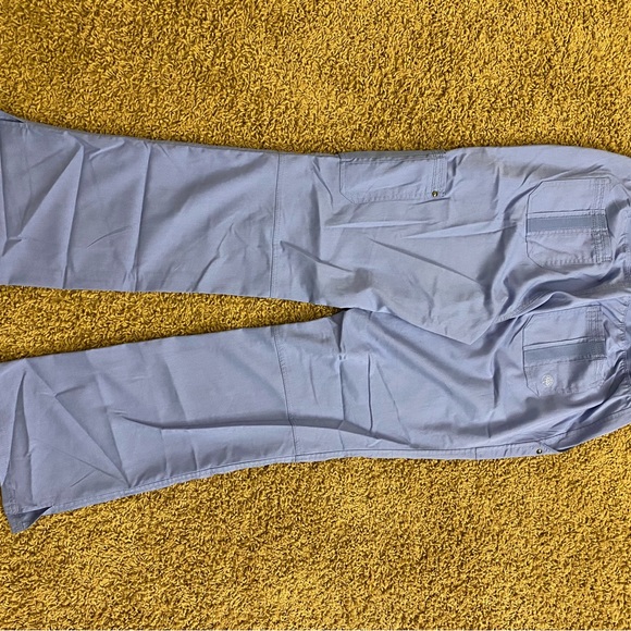 Scrub set - Picture 5 of 6